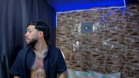 Mia and vincentt model indepent online show from 7, 3, 2025