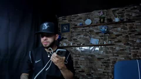 Mia and vincentt model indepent online show from 6, 10, 2025