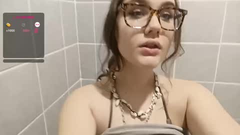 mia_boone online show from 13, 1, 2025