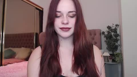 Mia online show from 19, 10, 2025
