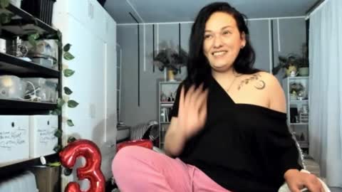 MIA online show from 9, 12, 2024