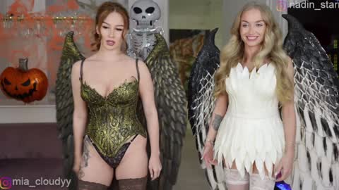 Snapshot of mia_cloudy chatting on 31, 10, 2025 Mia and friends online show from 31, 10, 2025