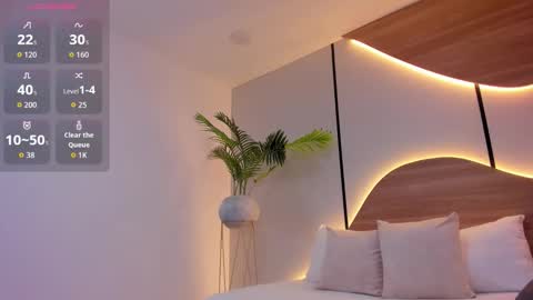 M I A  online show from 14, 11, 2025