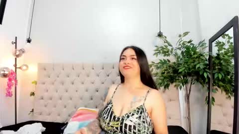 mia online show from 10, 9, 2025