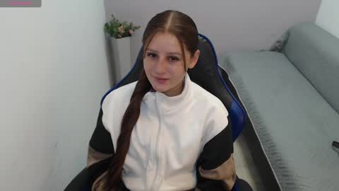 Snapshot of mia_diaz1 chatting on 3, 10, 2025 Mia online show from 3, 10, 2025