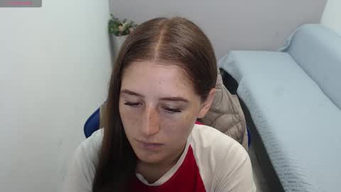 Mia online show from 12, 11, 2025