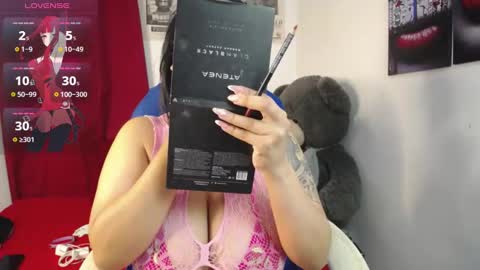 Mia online show from 19, 11, 2025