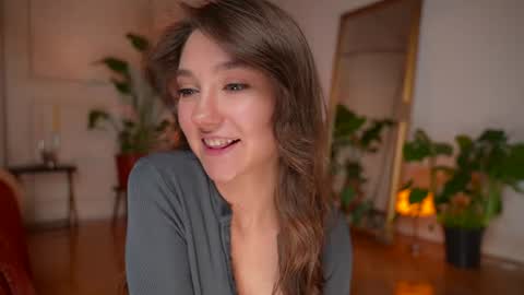 Mia online show from 24, 7, 2026