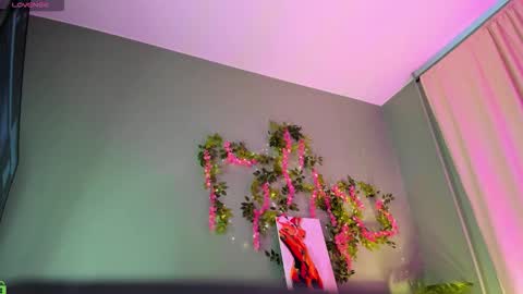 Mia online show from 17, 3, 2026