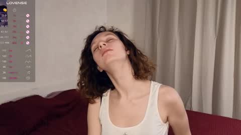 Mia  online show from 13, 2, 2025