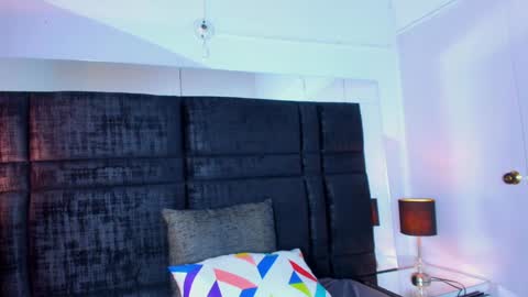 MIA online show from 21, 1, 2025