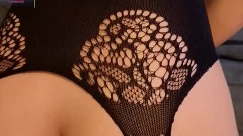 M I A  online show from 13, 12, 2025