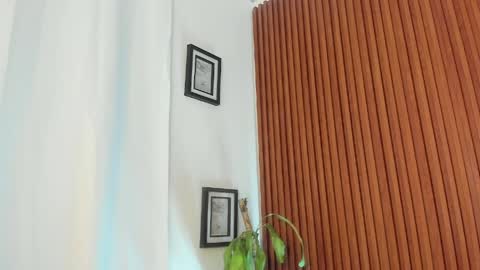 Mia online show from 29, 3, 2026