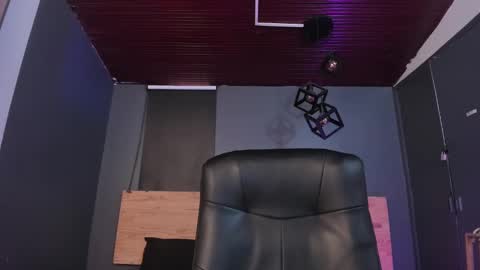 Val  online show from 6, 2, 2025