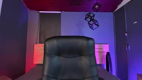 Val  online show from 10, 2, 2025