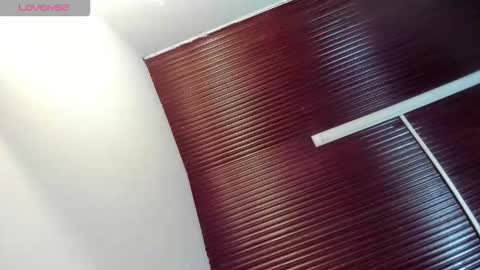 Val  online show from 6, 10, 2025