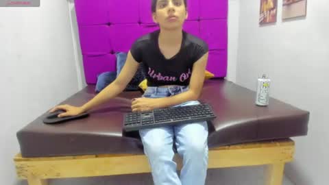 mia_jasmin20 online show from 12, 6, 2026