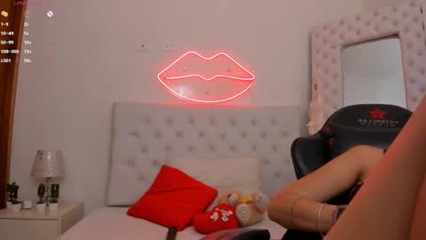    online show from 28, 1, 2025