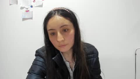 mia kaneee online show from 20, 2, 2025