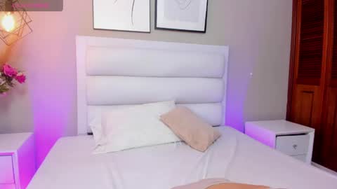 mia levy online show from 9, 4, 2026