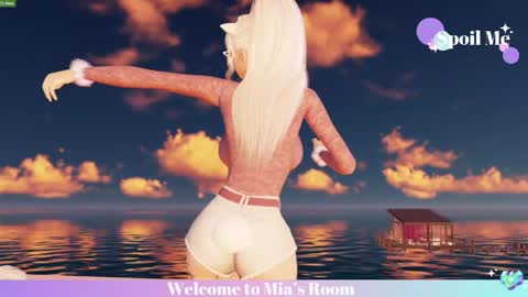 Mia online show from 7, 4, 2026