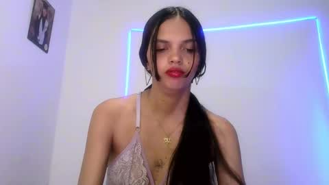 Snapshot of mia_lucy_21 chatting on 30, 9, 2025 mia lucy 21 online show from 30, 9, 2025