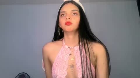 mia lucy 21 online show from 26, 6, 2026