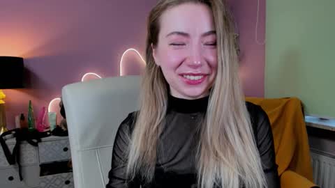 Mia online show from 1, 10, 2025