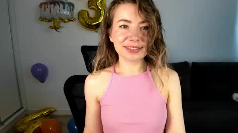 Mia online show from 10, 4, 2026