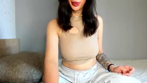 Mia online show from 17, 6, 2026