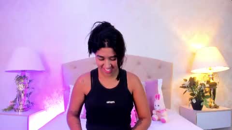 mia montess online show from 18, 6, 2026