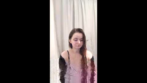 Snapshot of mia_muuur chatting on 21, 12, 2025 Mia online show from 21, 12, 2025