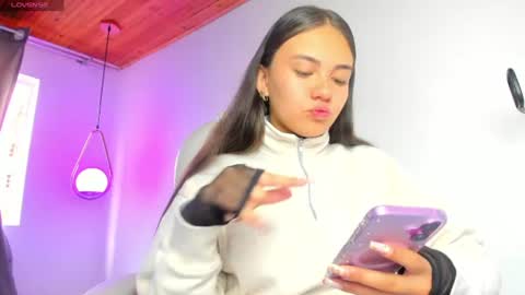 Snapshot of mia_nevaeh chatting on 2, 8, 2026 Mia Nevaeh - follow me online show from 2, 8, 2026