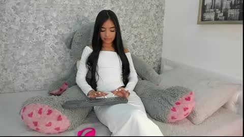 Mia online show from 26, 5, 2026