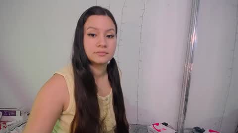 mia reys online show from 5, 1, 2025