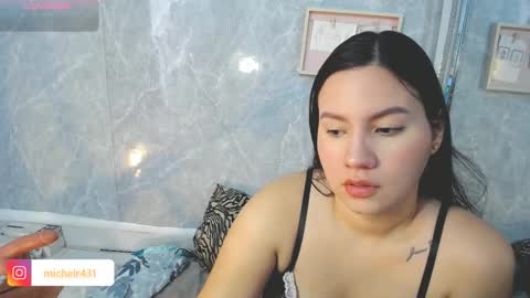 mia reys online show from 3, 2, 2026