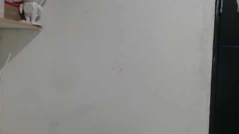 Mia Sepulveda online show from 17, 1, 2025