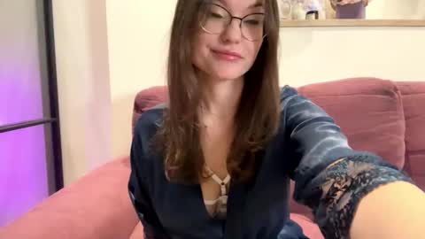 Mia online show from 30, 9, 2025