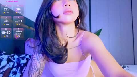 Mia online show from 8, 2, 2026