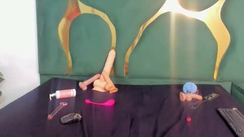 mia_skandark online show from 5, 6, 2026