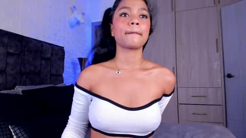 Mia steele online show from 9, 4, 2026