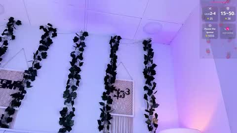 Mia online show from 8, 2, 2026