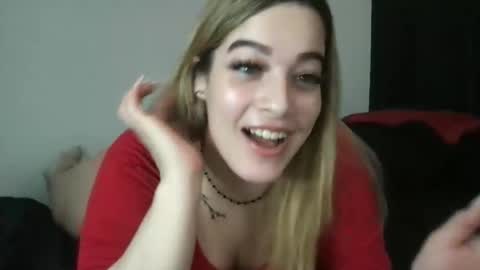 Mia Moji online show from 16, 2, 2026