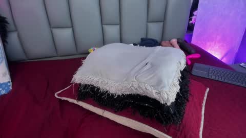 Mia online show from 23, 1, 2025