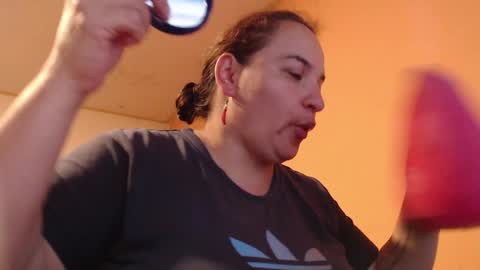 Snapshot of miaabrownn chatting on 4, 2, 2025 MIA online show from 4, 2, 2025