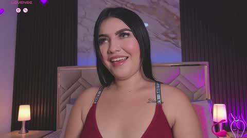Snapshot of miaafarrel chatting on 13, 5, 2026 Miaa Farrel online show from 13, 5, 2026