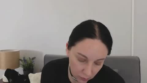 Mia online show from 19, 5, 2026