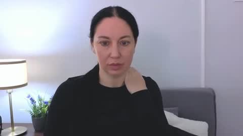 Snapshot of miaalluring chatting on 14, 6, 2026 Mia online show from 14, 6, 2026