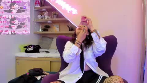 Mia online show from 30, 1, 2025