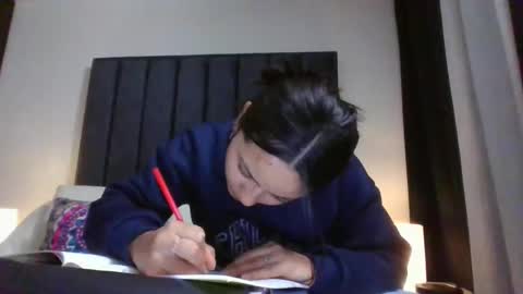 miaandnaty1 online show from 26, 1, 2025